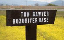 tomsawyer hozu river base sign